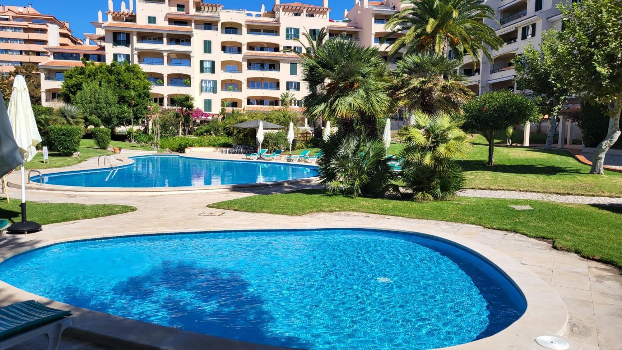 Luxury Apartment Near Cascais Town & Marina Exteriör bild